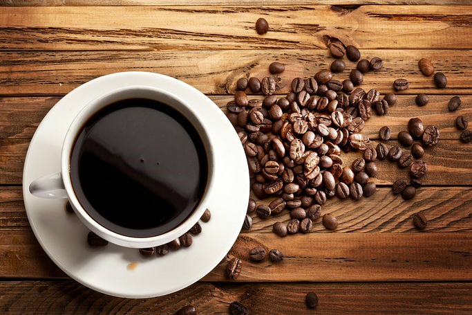 خواص و عوارض و مضرات قهوه بدون کافئین یا دیکاف برای بدن؛ شایعه یا واقعیت؟
