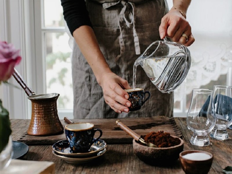 راهنمای عملی آب برای دم‌آوری قهوه‌های حرفه‌ای؛ چه نوع آبی بهترین طعم را به قهوه می‌دهد