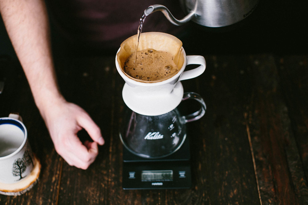 نسبت‌های صحیح آب و قهوه برای دم‌آوری انواع قهوه؛ همه آنچه که باید بدانید