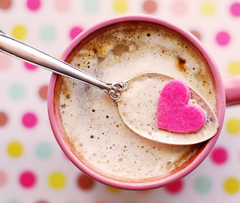 آیا نوشیدن قهوه ریسک ابتلا به کیست و سرطان سینه را کاهش می‌دهد؟