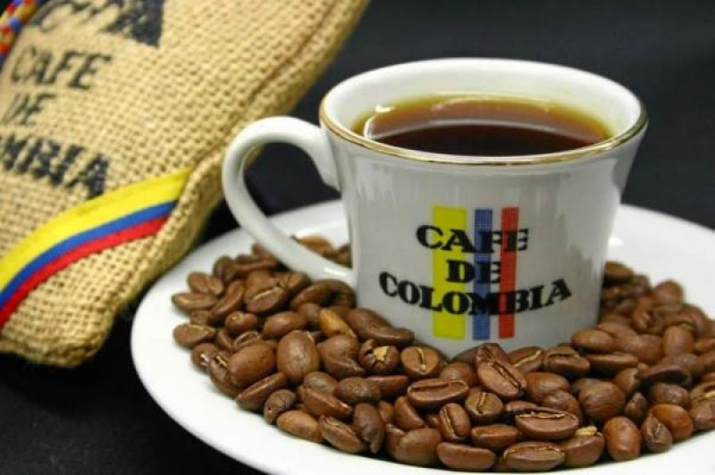 راهنمای کامل قهوه کلمبیا؛ از تولید و کشت تا بهترین طرز تهیه و بو دادن دانه قهوه