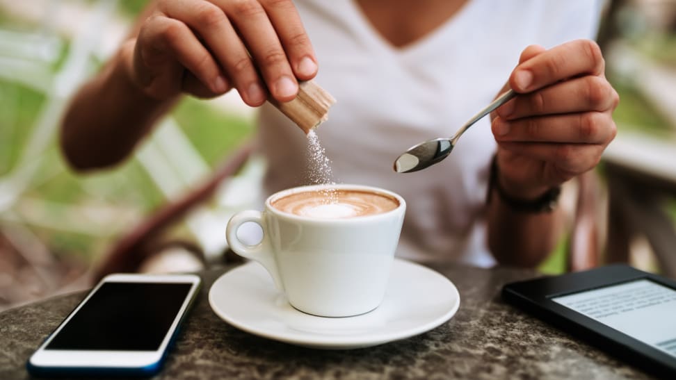 اضافه کردن نمک به قهوه مشکل رفلاکس اسید معده را برطرف می‌کند؟