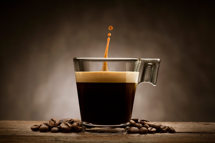 آیا واقعا قهوه اسپرسو دستگاه اسپرسو و موکاپات با هم قابل مقایسه‌اند؟