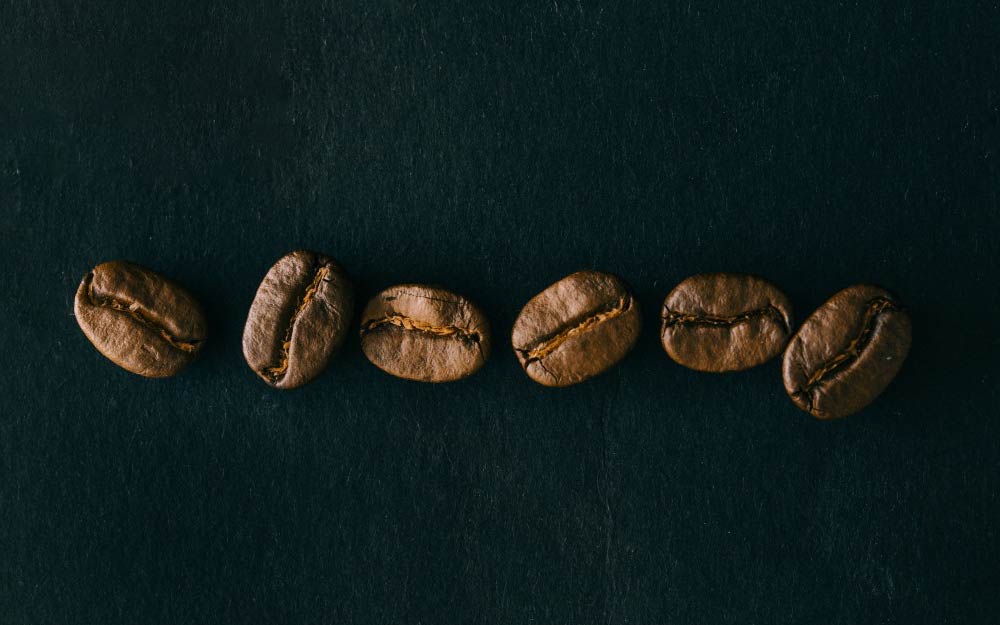 قهوه کافئین دار بخوریم یا بدون کافئین؟