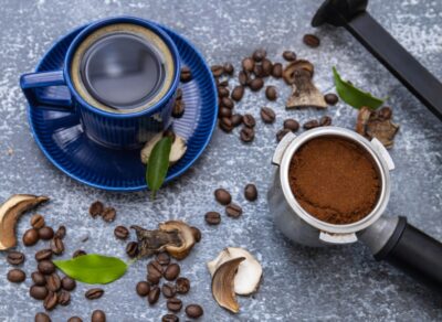 قهوه عملکردی با پودر Lion's Mane برای افزایش تمرکز